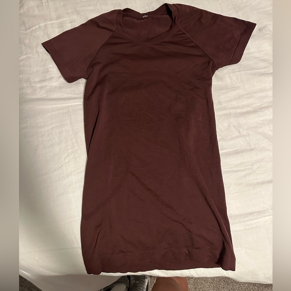 Lululemon swiftly tech